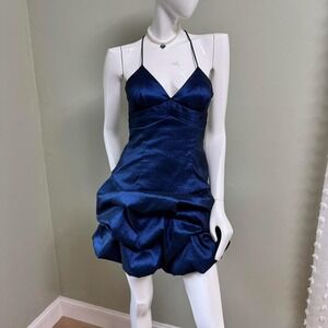 XSCAPE by Joanna Chen Blue Satin Bubble Hem Cocktail Dress – Size‎ 6